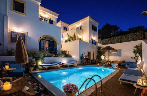 Agia Pelagia Apartment | Castri Village Kythira - Phoenix Sea View Retreat