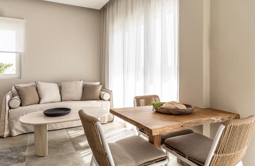 Kato Diminio Apartment | Cavo Dio 6 - Beachfront bliss - Cozy Apt Pool Sunset