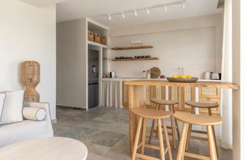 Kato Diminio Apartment | Cavo Dio 8 - Beachfront bliss - Cozy Apt Pool Sunset