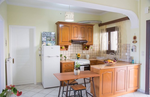 Viros House | Cecilias Apartments Corfu