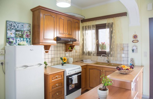 Viros House | Cecilias Apartments Corfu