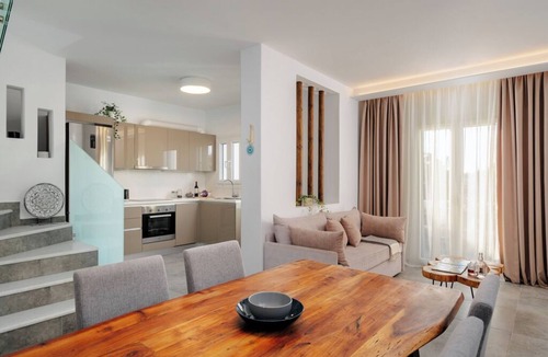 Naxos Villa | Cedar Forest Oceanfront Villa, 4BR Private Pool- Island of Naxos, Greece