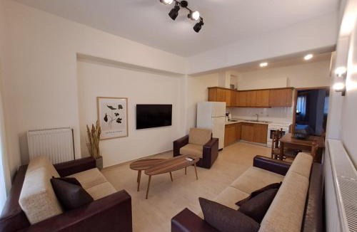 Xanthi Apartment | CENTER o'CLOCK