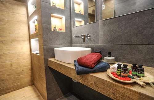 Ano Kipseli Apartment | Central Athens COSY HOME GALATSI KYPSELI heart!