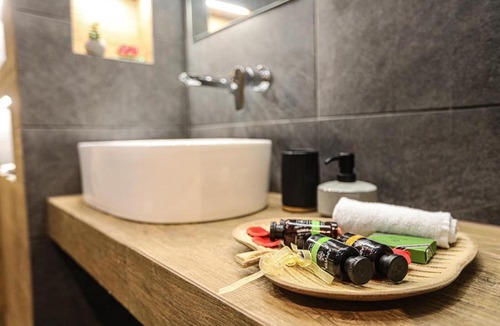 Ano Kipseli Apartment | Central Athens cozy GALATSI KYPSELI !