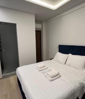 Psirri Apartment | Central Athens Minimal Studio - Εrifili