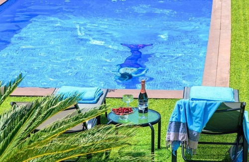 Mourniai House | Chania City Villa Heated Pool