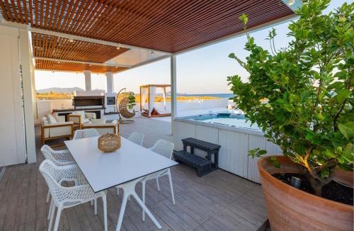 Kolymbia Apartment | Charisma Beach Front Villa