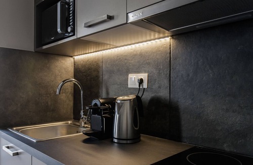 Kinosargous Apartment | Charming 1BR Apartment at WYZ Athens