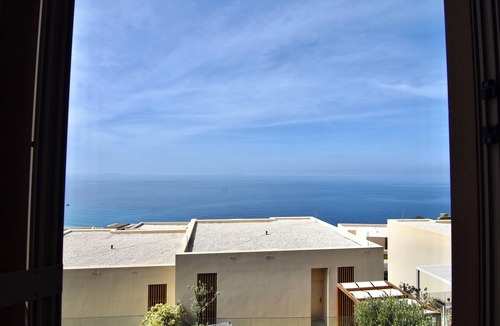 Jala Apartment | Charming 2-bedroom apartment in Green Coast