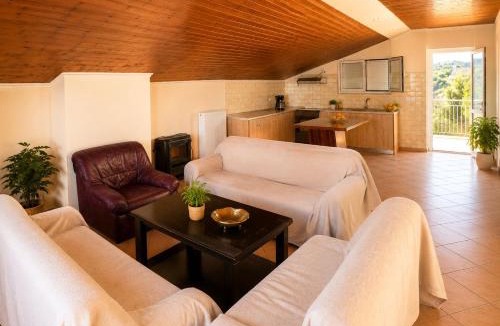 Igoumenitsa Apartment | Charming Apartment with Sea View