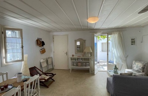 Kanala House | Charming cottage in marvelous Great Sand Beach, Kanala Kythnou with AC, WiFi