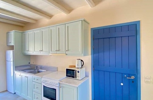 Vourkari House | Charming Vourkari Stone Home 3 - Minutes from Port
