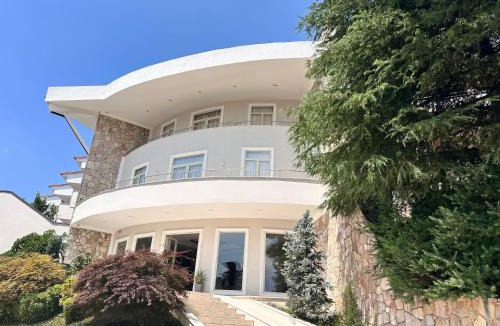 Dajt Hotel | Chateau Linza Resort