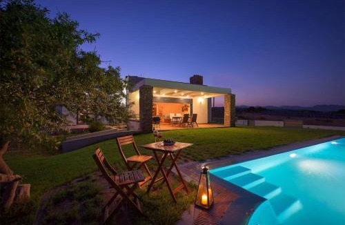 Lahania Villa | Christiliana seaside pool villa