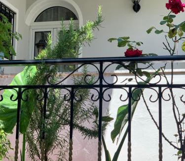 Gjirokaster Villa | Christina's house with 2 bedrooms and free parking
