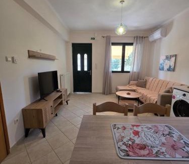 Agia Ermioni Apartment | Christos Sunhaven Apartment