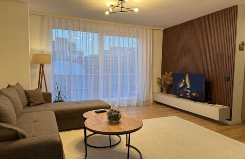 Mitrovicë Apartment | City Center Penthouse Mitrovice