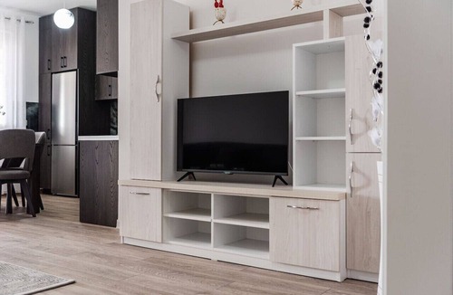 Shkoder Apartment | City Escape Apartment by PikHost