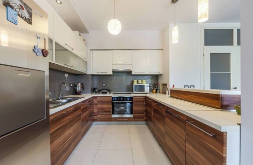 Blloku Apartment | City Lights Apartment | 2BR with Balcony
