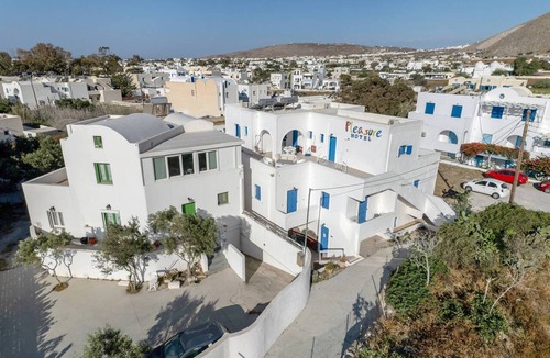 Perissa Apartment | Classic Quadruple Room 1 with Balcony and Air Conditioning