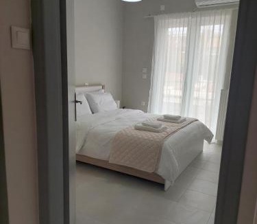 Kymi-Aliveri Apartment | Claudia's Apartments