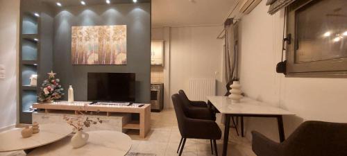 Trikala Apartment | Clock Tower View