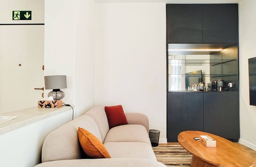 Voula Apartment | Colorful Riviera Living in Voula Center