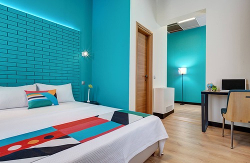 Ladadika House | COLORS Central Ladadika