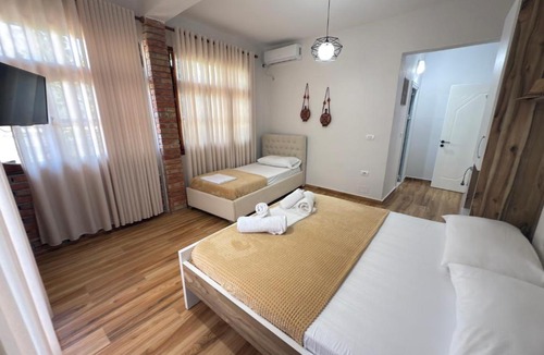 Vlore Villa | Comfortable Private Villeta Near Beach By Arial