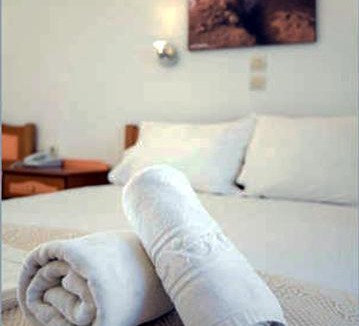 Kithira Apartment | Contaratos Holiday Lettings 3