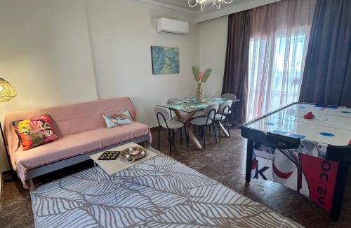 Petaloudes Apartment | Coral Urbanite
