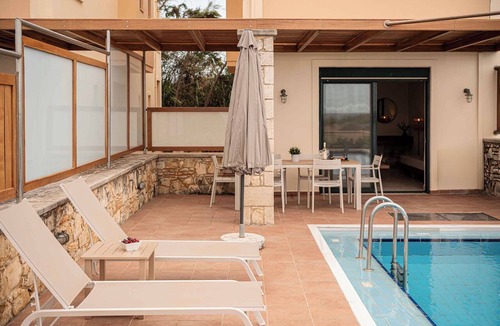 Kamisiana Villa | Corali Villas West-Seaview, 2 Pools, 450m to Beach