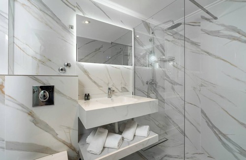 Benitses Hotel | Corfu Maris Hotel