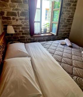 Gjirokaster Hotel | Corner 4 rooms