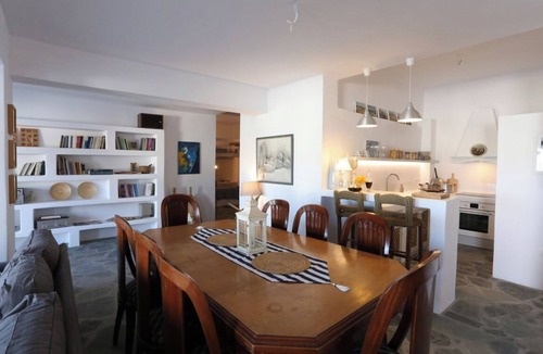 Agios Ioannis Apartment | Cosi villa with private pool in Anemos questhouse
