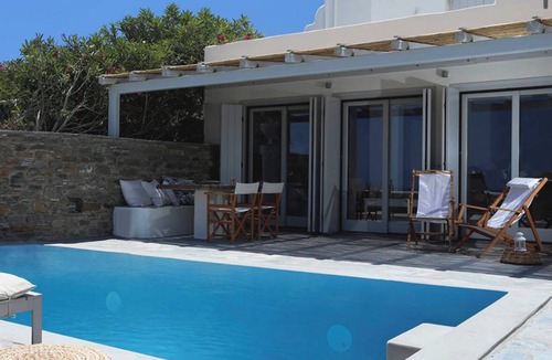 Agios Ioannis Apartment | Cosi villa with private pool in Anemos questhouse