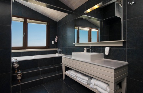 Katerini Hotel | Cosmopolitan Hotel by GHH