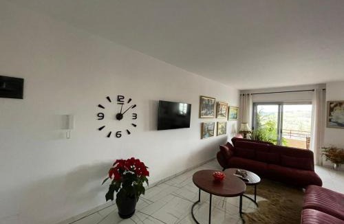Farke Apartment | Cosy lake view flat