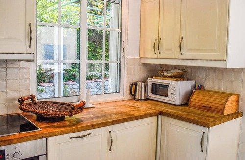 Skiathos Town House | Cosy villa with a wonderful view of Skiathos town