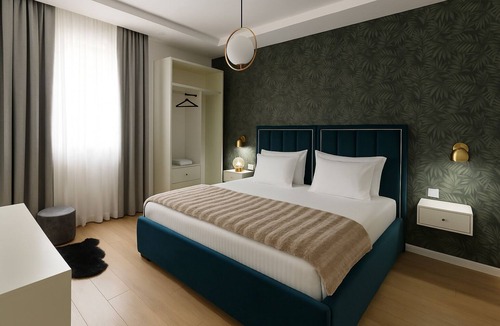 Tirana Hotel | Cozy 1-bedroom hotel in awesome Tiranë with AC