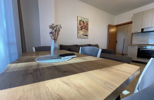Golem Apartment | Cozy 2-bedroom Beachfront apartment Golemi with AC