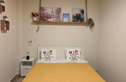 Livadhia Apartment | Cozy 3 Bedroom Apt