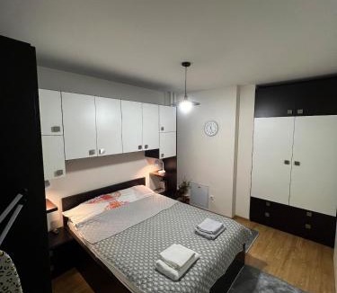 Çagllavicë Apartment | Cozy Apartment , 4 min walk from Main Bus Station