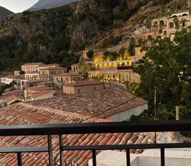 Dhermi Apartment | Cozy Apartment in Drymades Village
