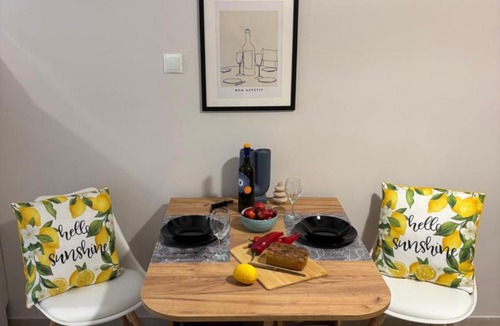 Loutraki Apartment | Cozy Apartment with Mountain View