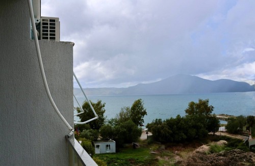 Radhime Apartment | Cozy Beachfront Apartment in Radhime – Perfect for Families