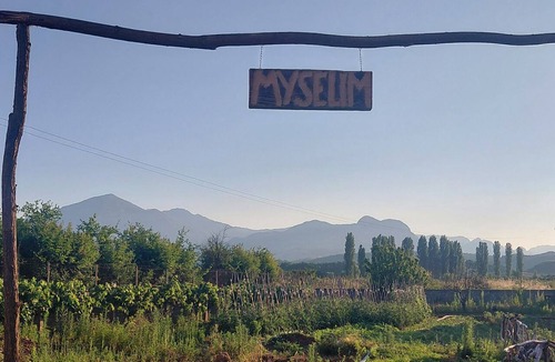 Shkoder County Cabin | Cozy Lakefront Cabin Myselim