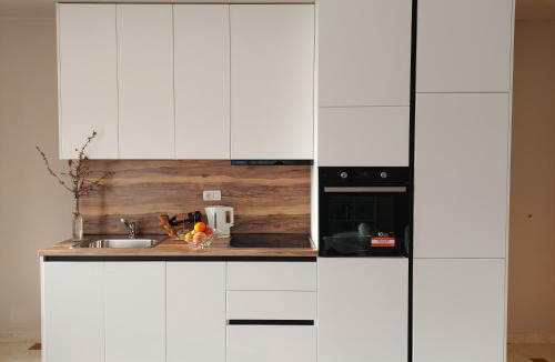 Blloku Apartment | Cozy retreat in the heart of Bllok