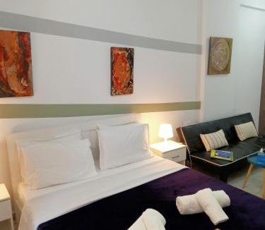 Petralona Apartment | Cozy spot apt next to metro station .